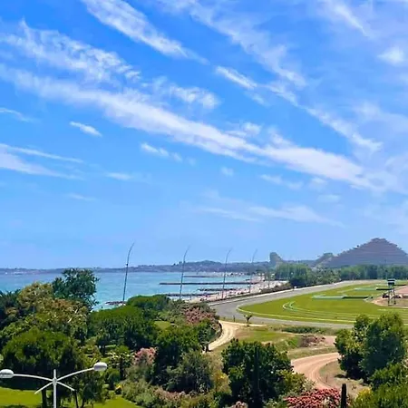 Avec Vue Panoramique Hippodrome